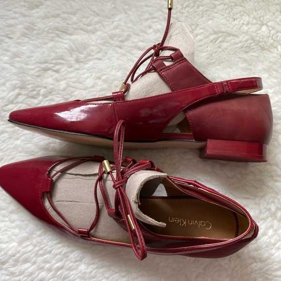 Calvin Klein Red Shoe - Picture 1 of 7